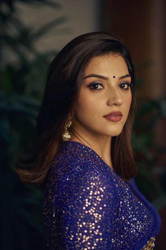 Mehreen new spicy photos-Mehreenlatest, Mehreen Spicy, Mehreentelugu, Mehreen, Teluguactress Photos,Spicy Hot Pics,Images,High Resolution WallPapers Download